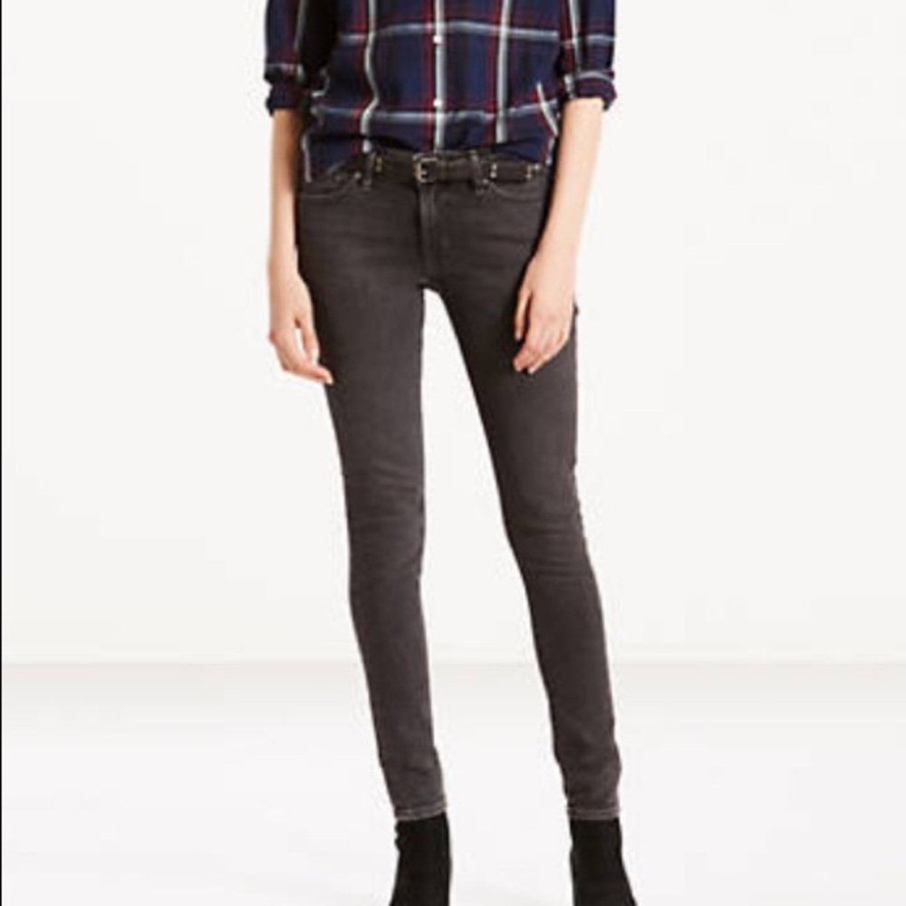 Levi’s 711 Skinny Jeans 26W x 30L black dove